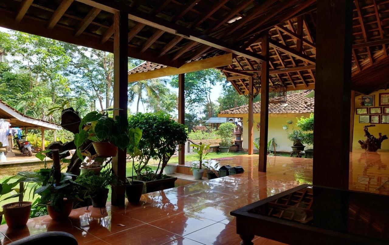Nara Homestay Syariah Mangunan Εξωτερικό φωτογραφία